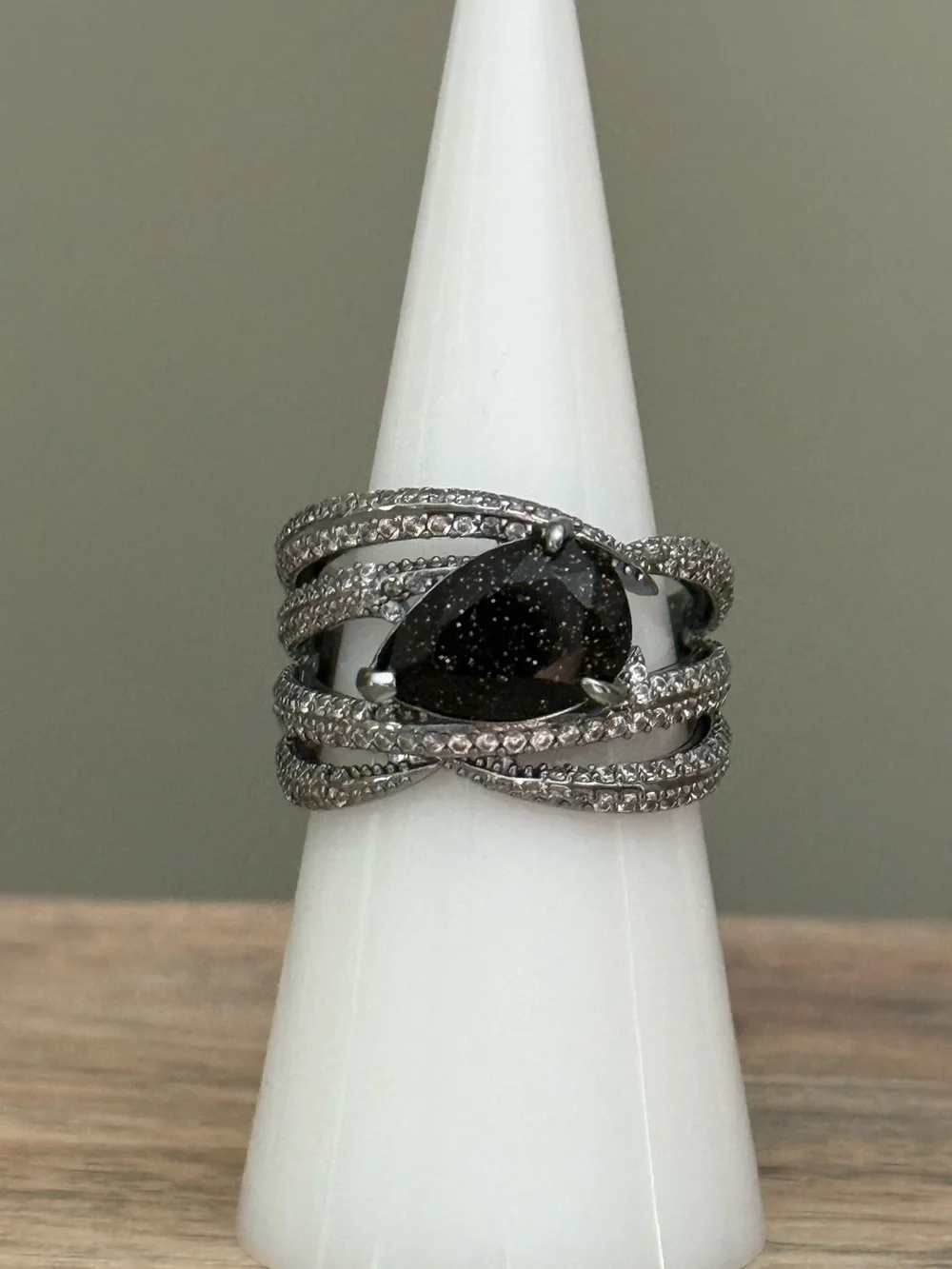 Bomb Party Obsidia Ring “She Bites Back” Size 7. Brand New!